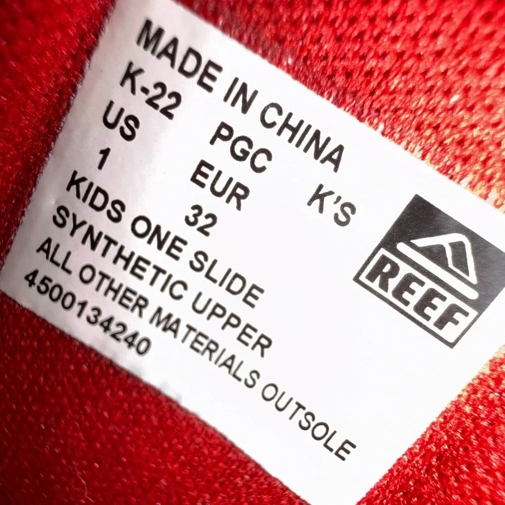 Reef Kids One Slide Shark Graphic Sandals Grey Black‎ Red Size 1 US 32 EUR
